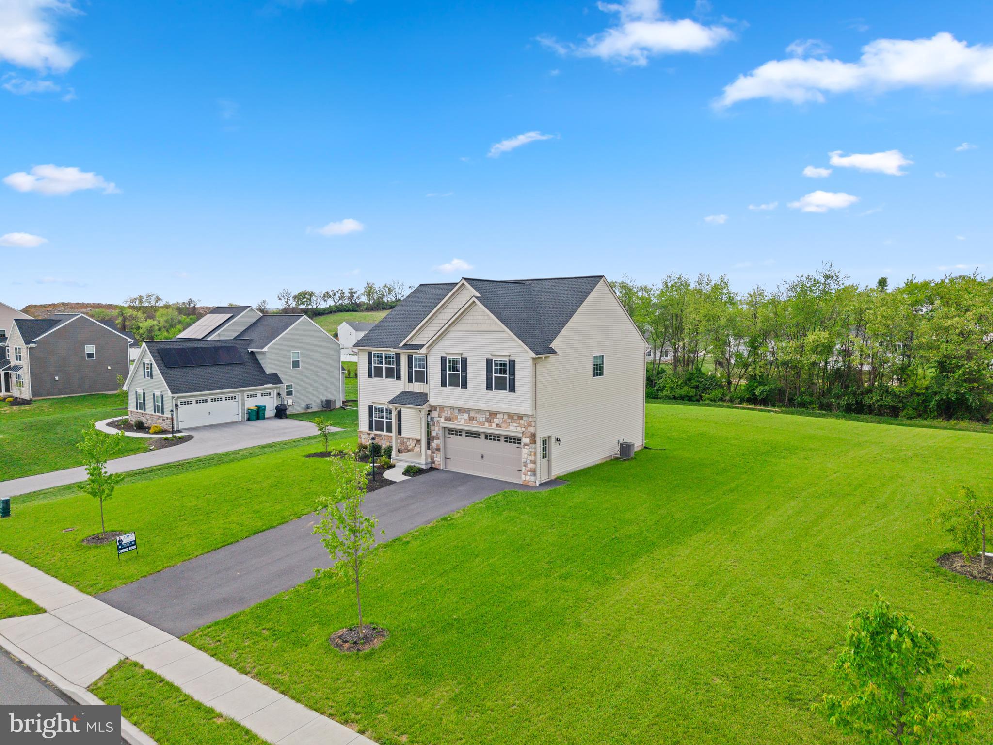 875 ASHFIELD DRIVE