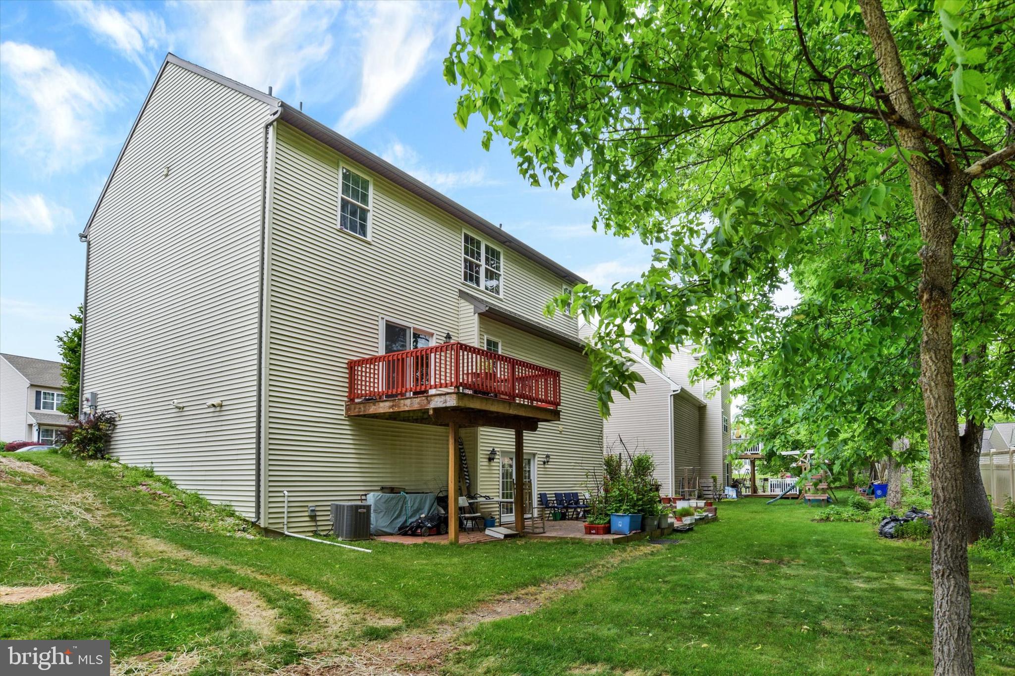 23 HAMLET CIRCLE