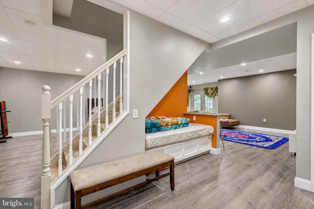 23 HAMLET CIRCLE