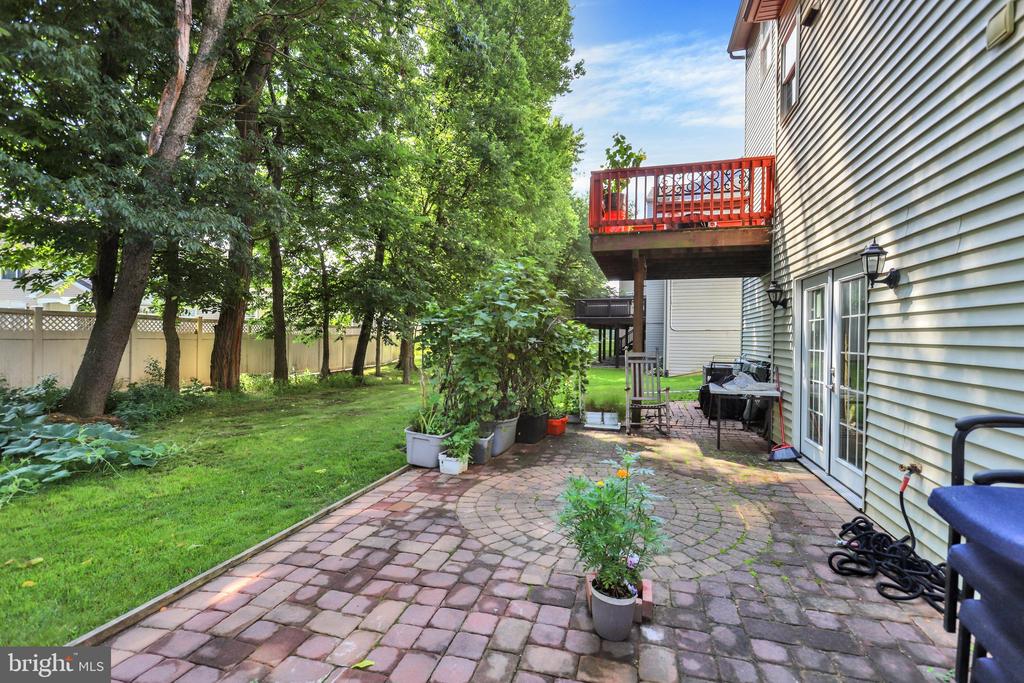 23 HAMLET CIRCLE