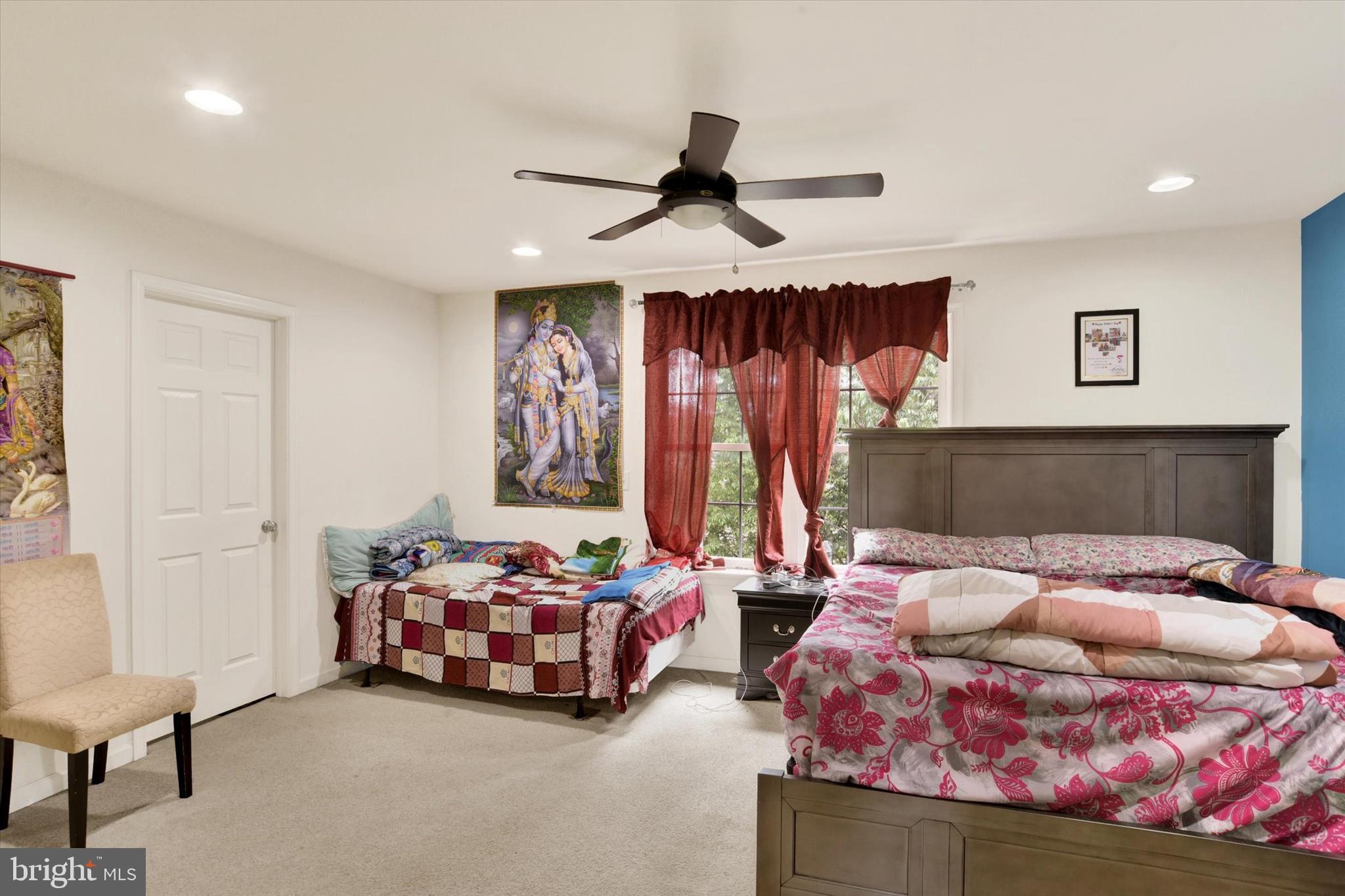 23 HAMLET CIRCLE