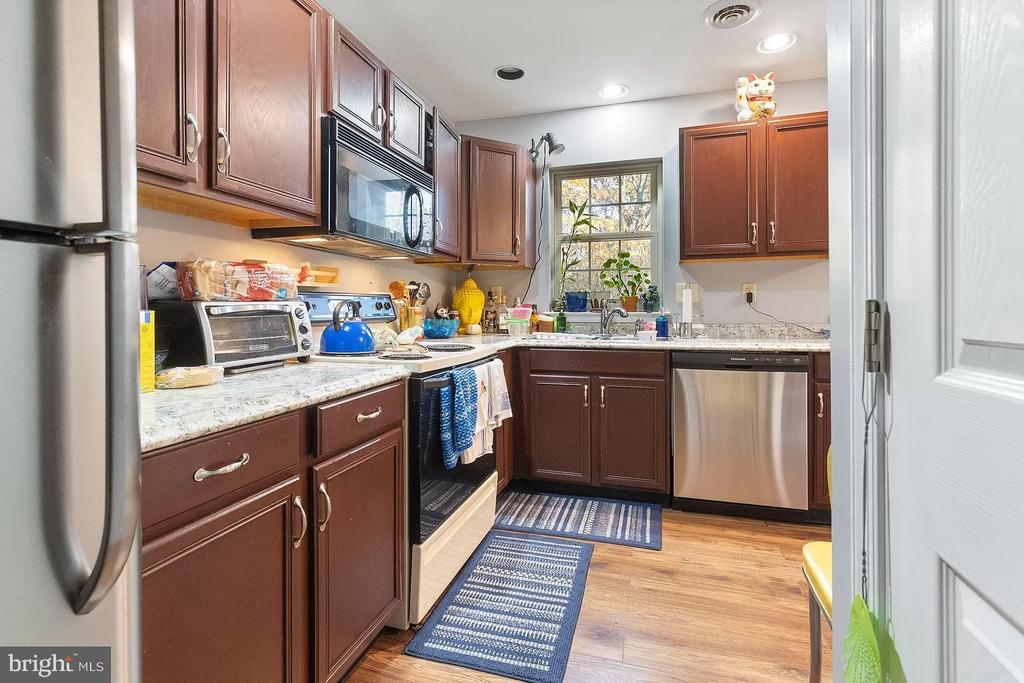 1422 TIMBER CHASE DRIVE