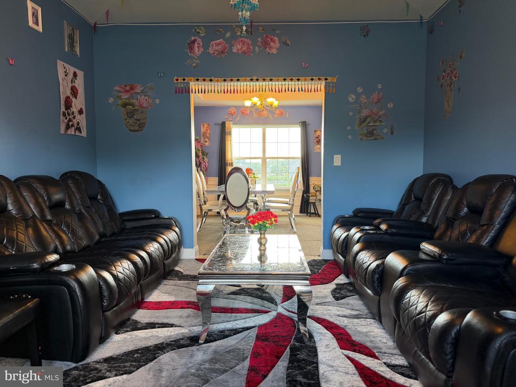 104 BELLOWS DRIVE