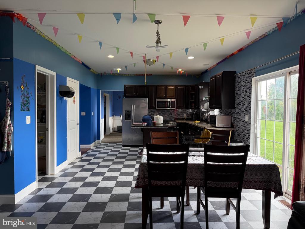 104 BELLOWS DRIVE