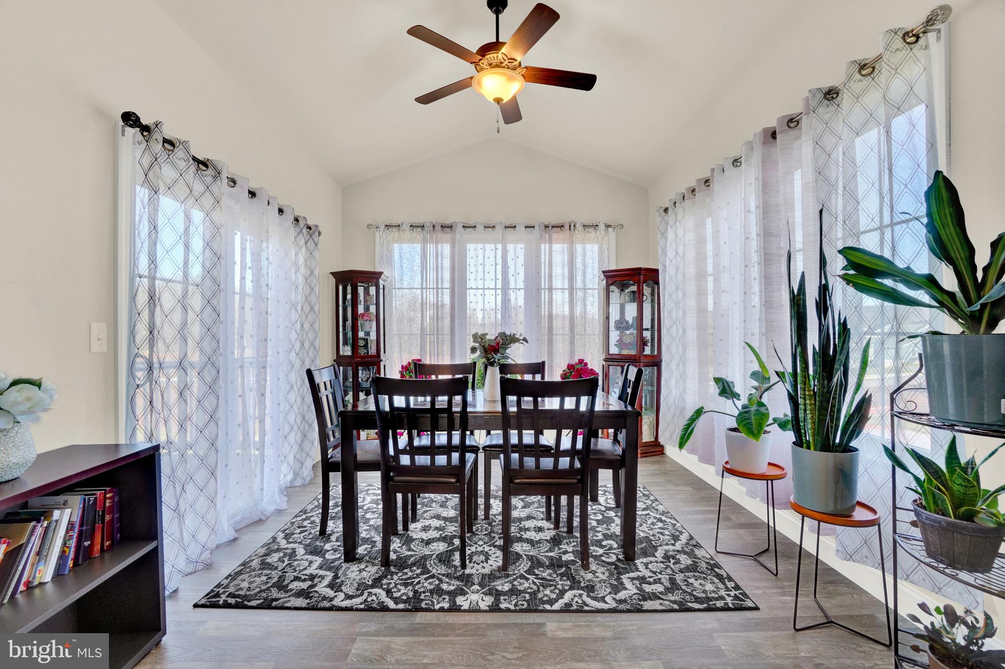 185 Magnolia Dr