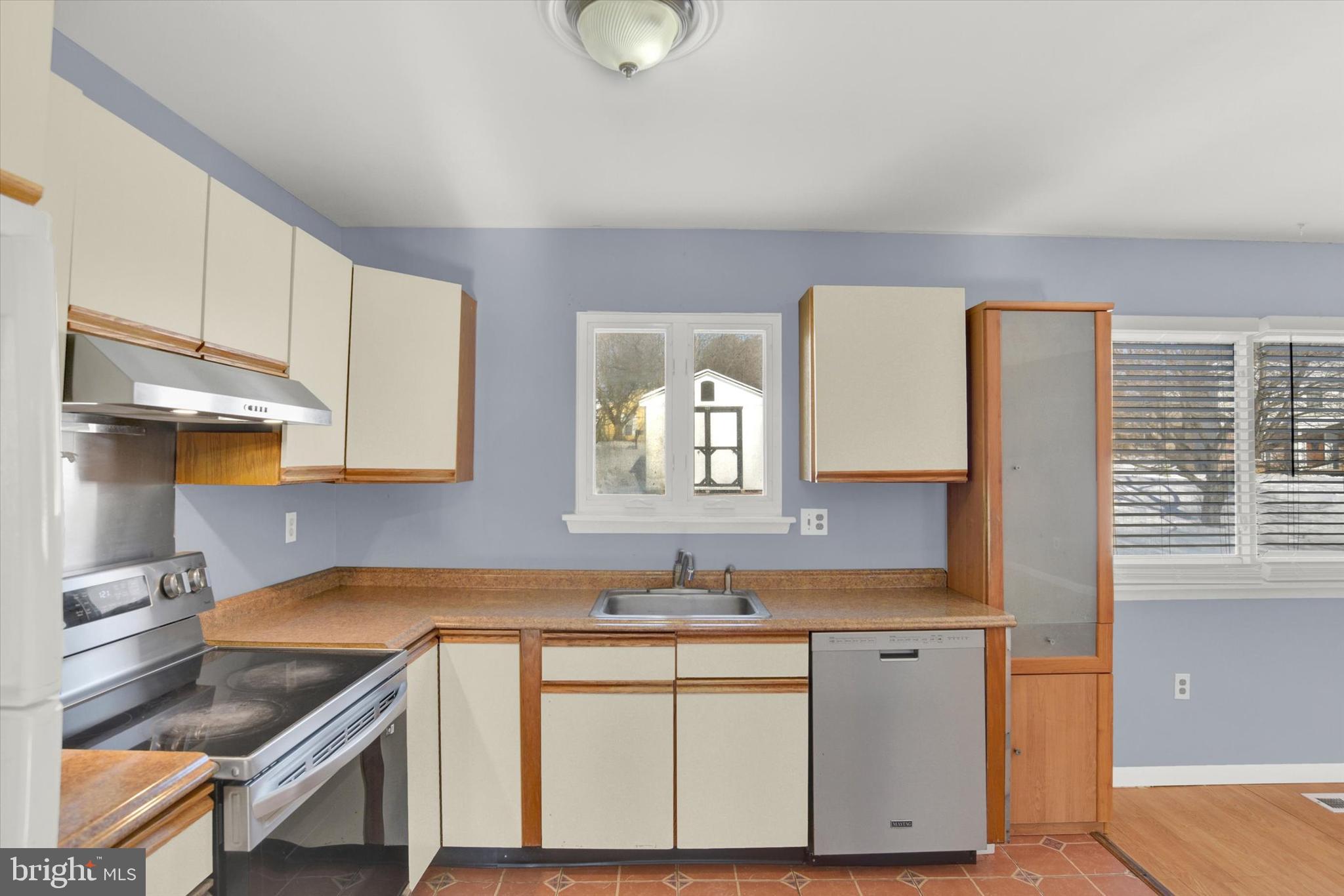 6494 Heatherfield Way