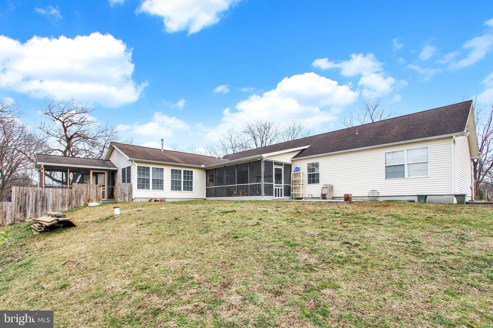 8100 Fox Mill Rd