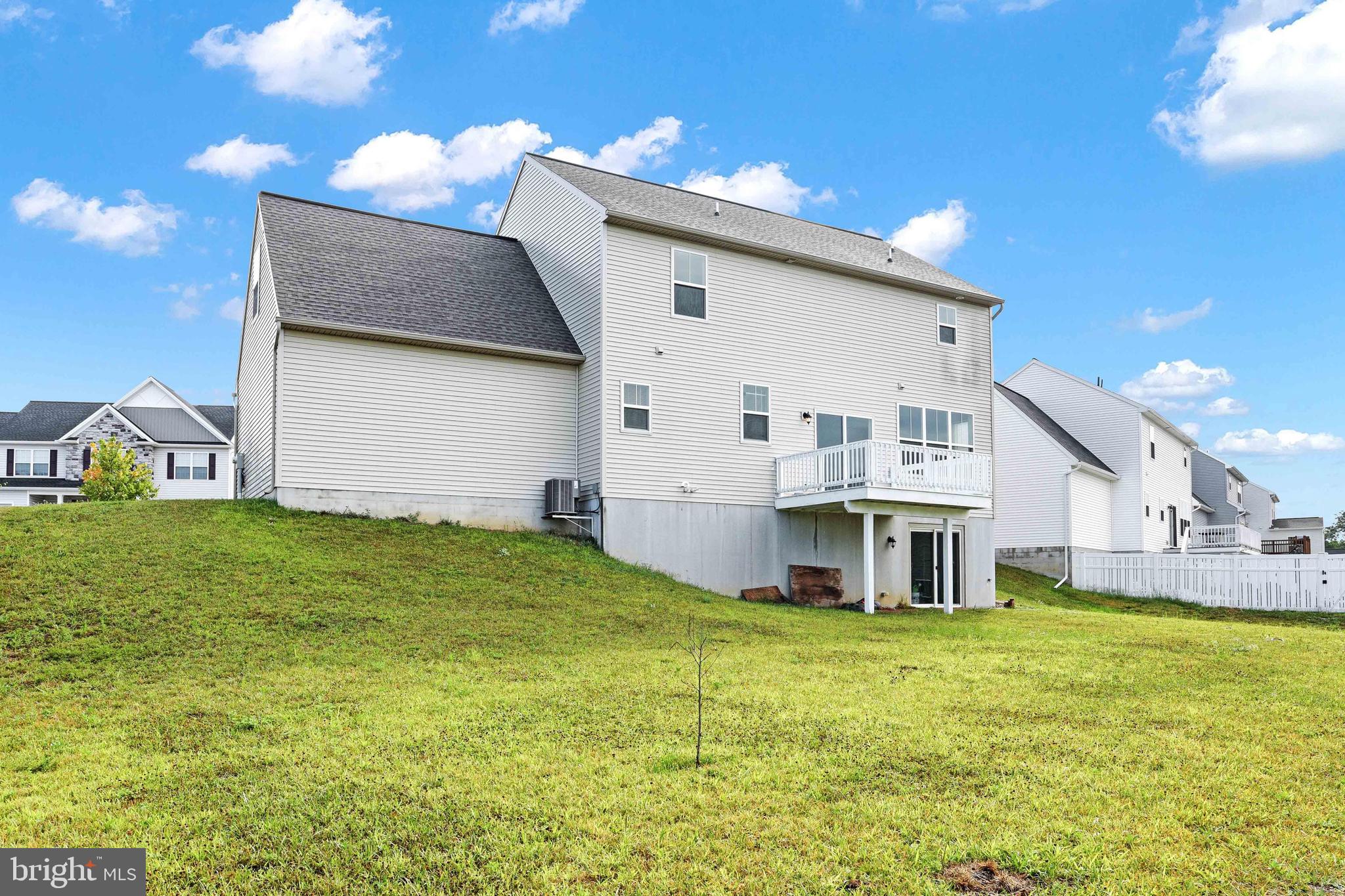 654 Barbara Dr