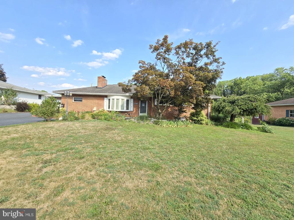 3813 Darby Rd