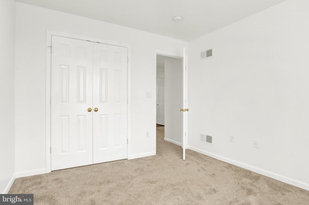 7099 Pine Ridge Dr