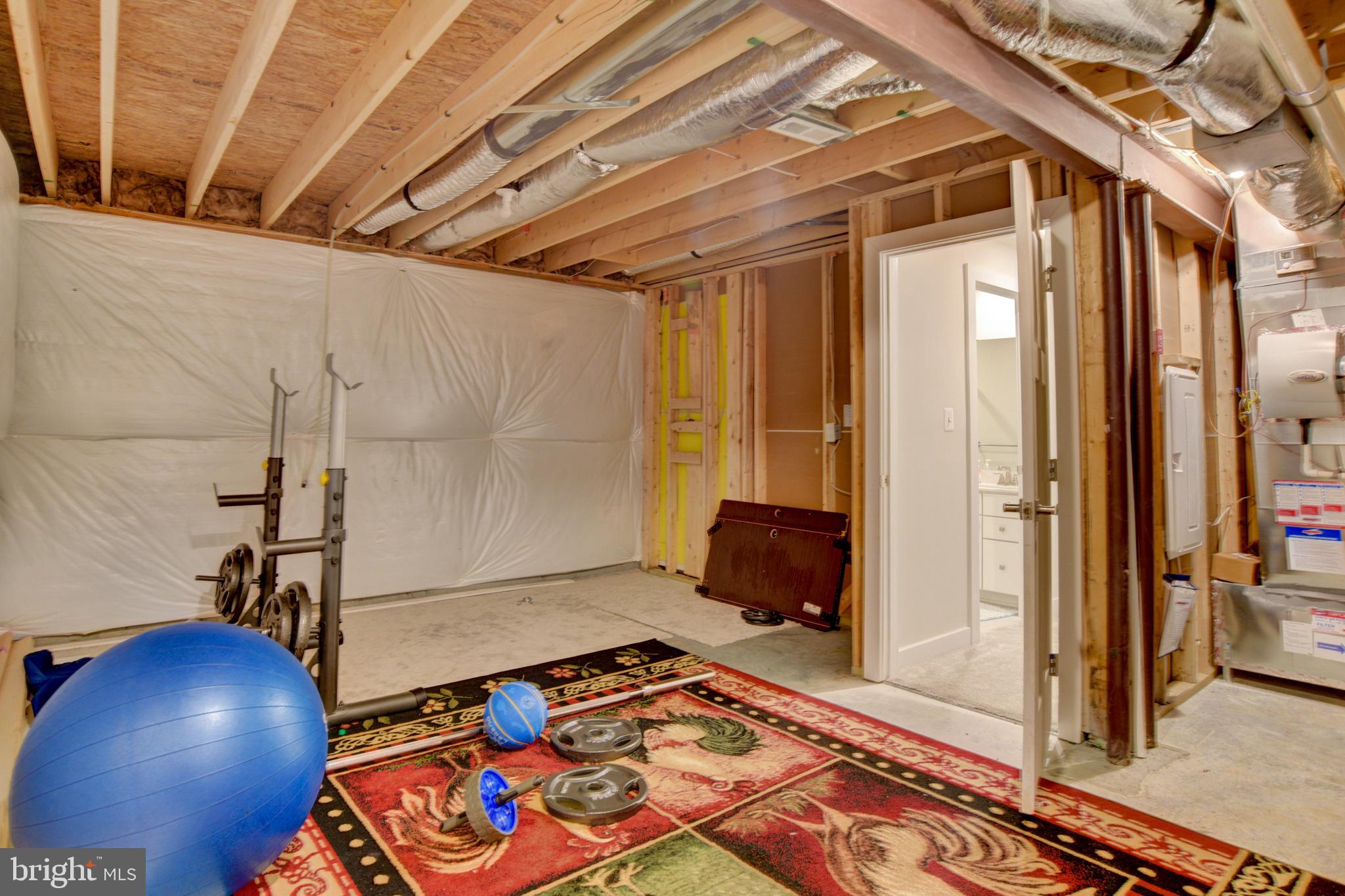 3811 Seabiscuit Way