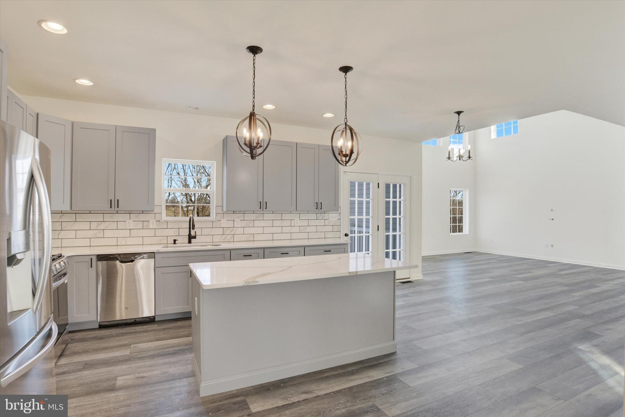 7061 Creek Crossing Dr
