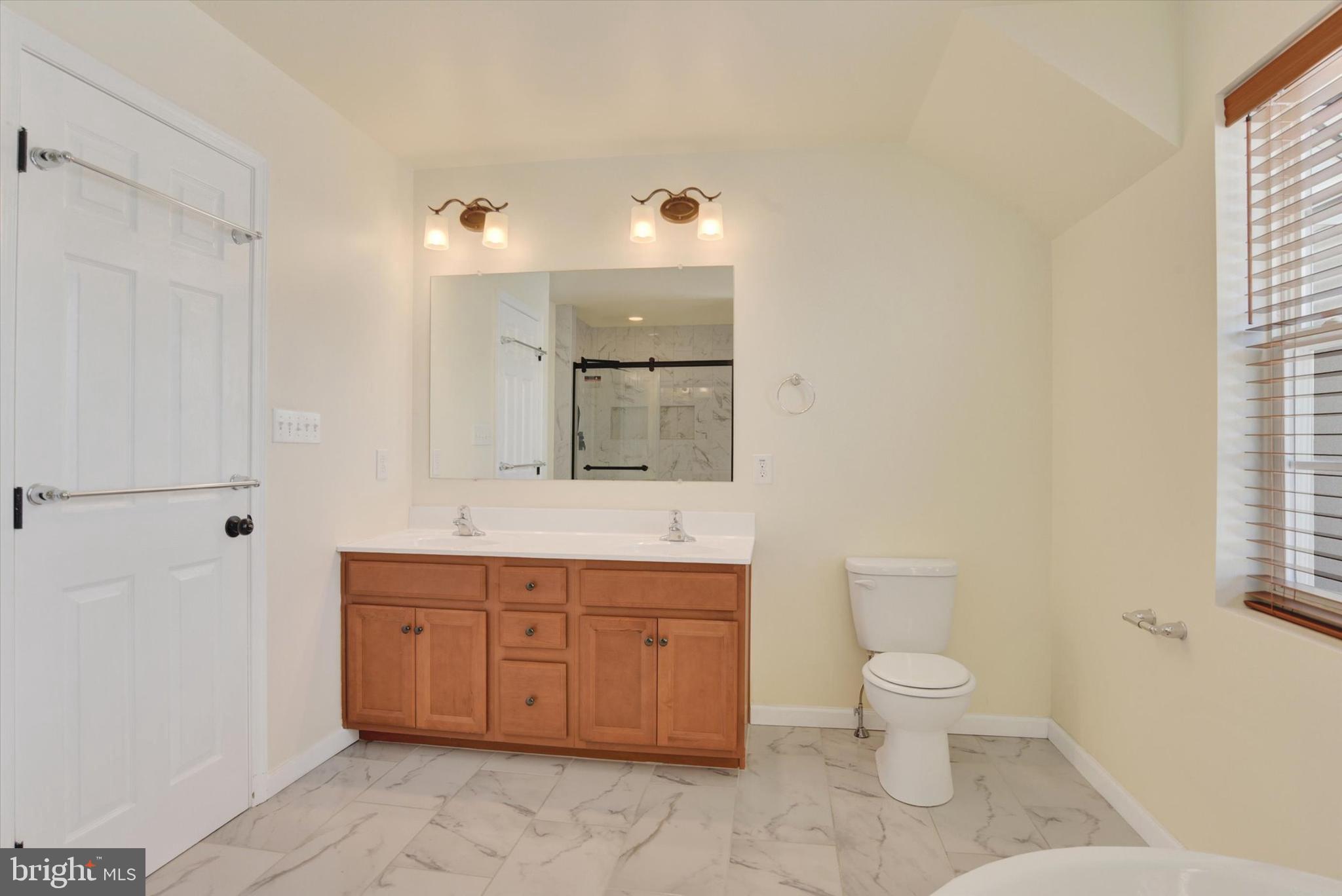 7061 Creek Crossing Dr