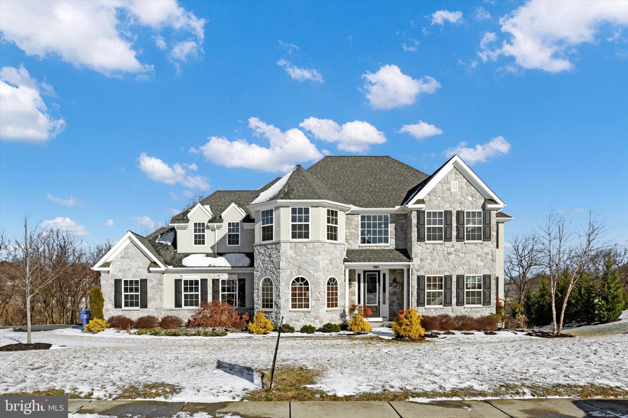 7061 Creek Crossing Dr