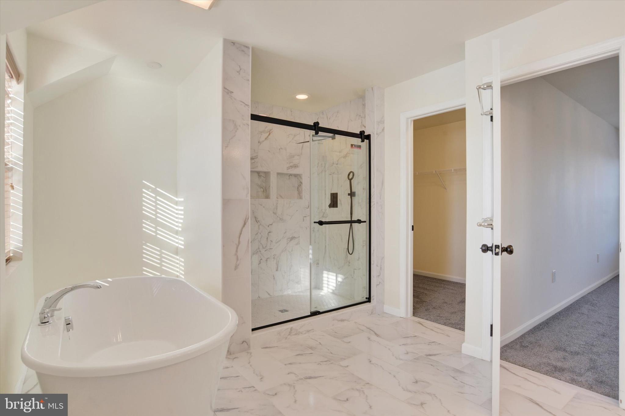 7061 Creek Crossing Dr