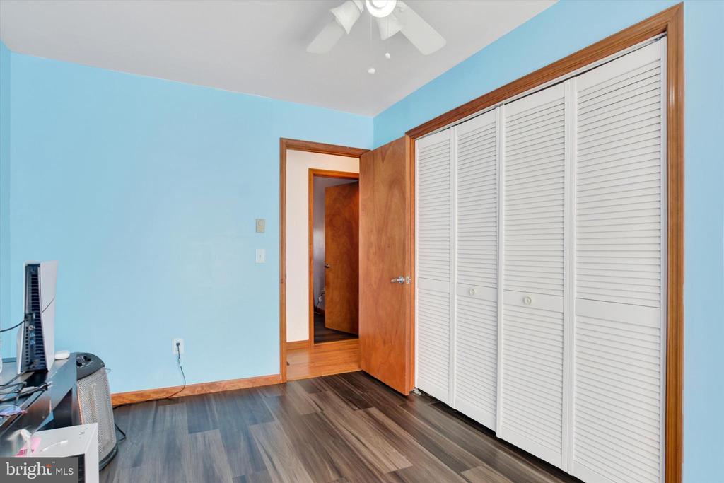 4832 Sweetbrier Ter