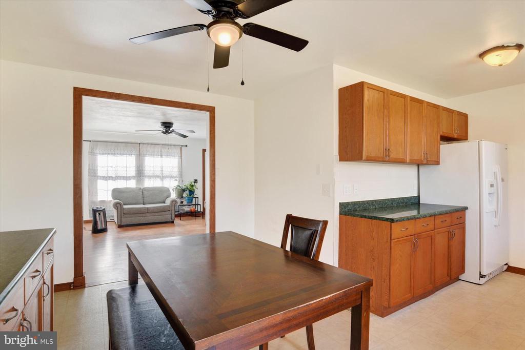 4832 Sweetbrier Ter