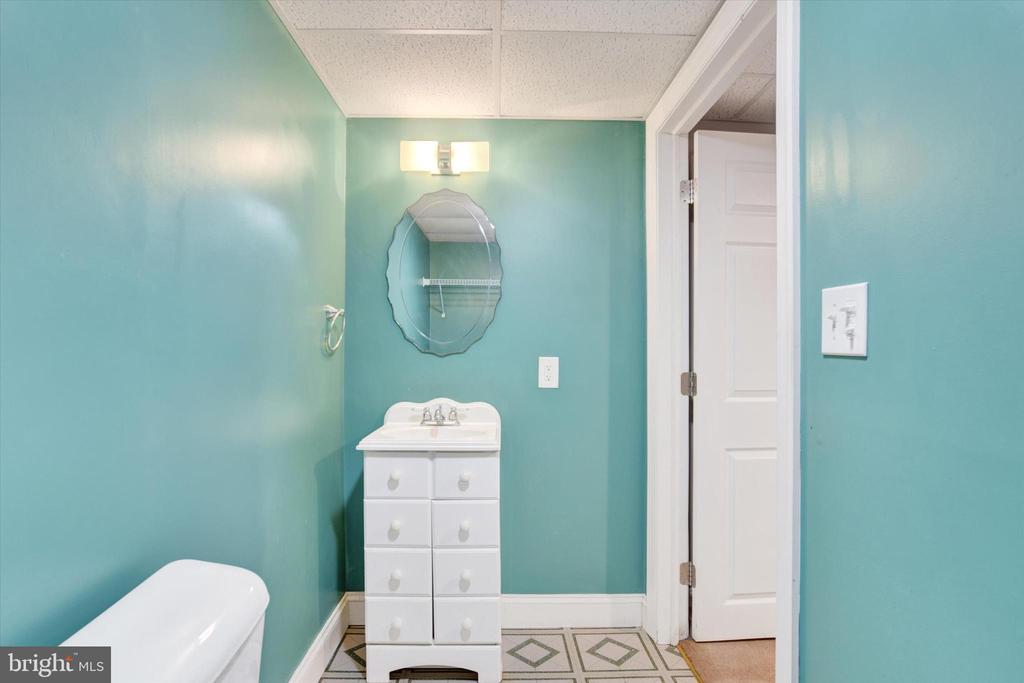 4832 Sweetbrier Ter