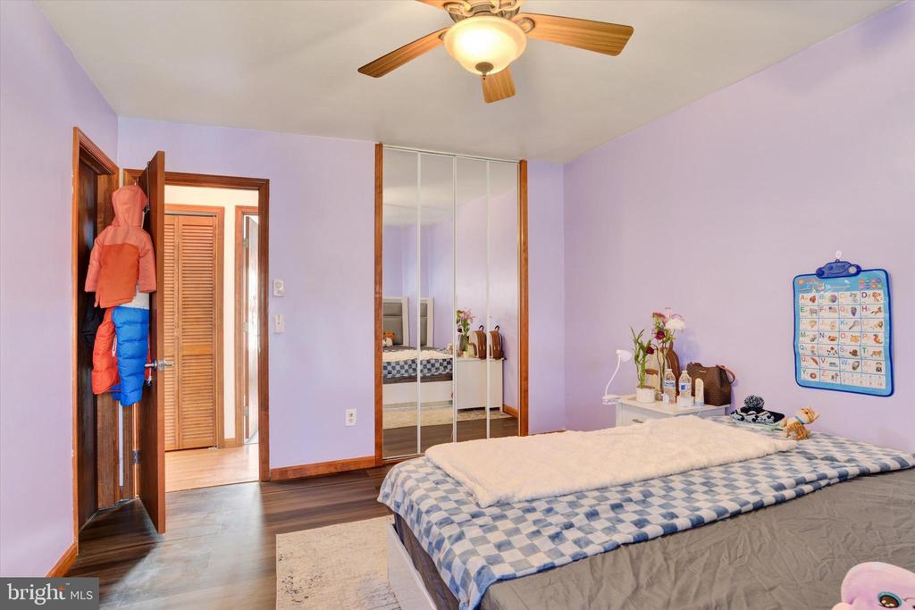 4832 Sweetbrier Ter