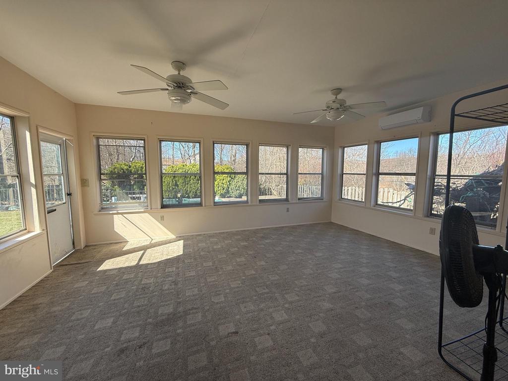 1022 Topview Dr