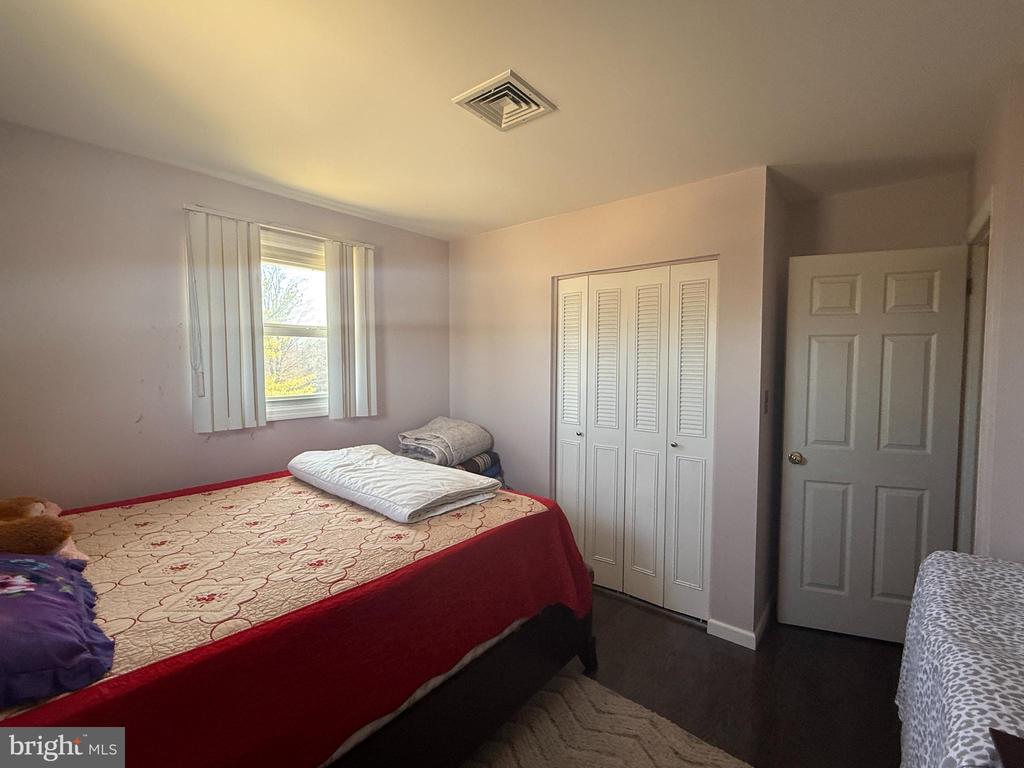 1022 Topview Dr