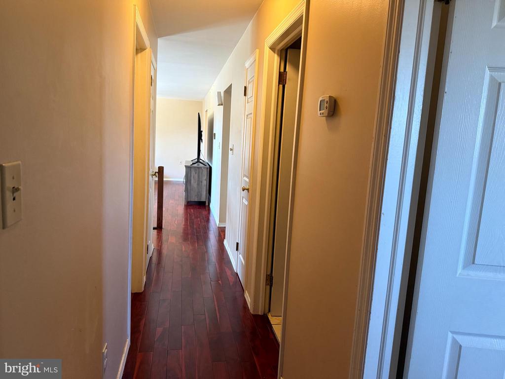 1022 Topview Dr
