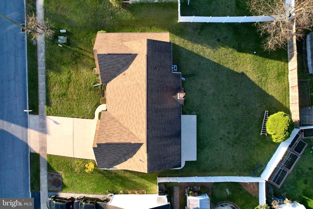 3525 Athena Ave