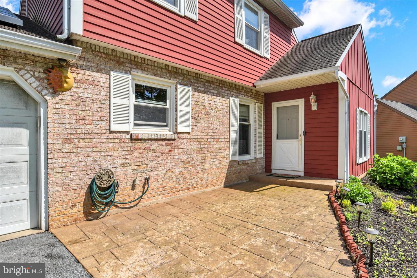 4483 Brooksvale Ct