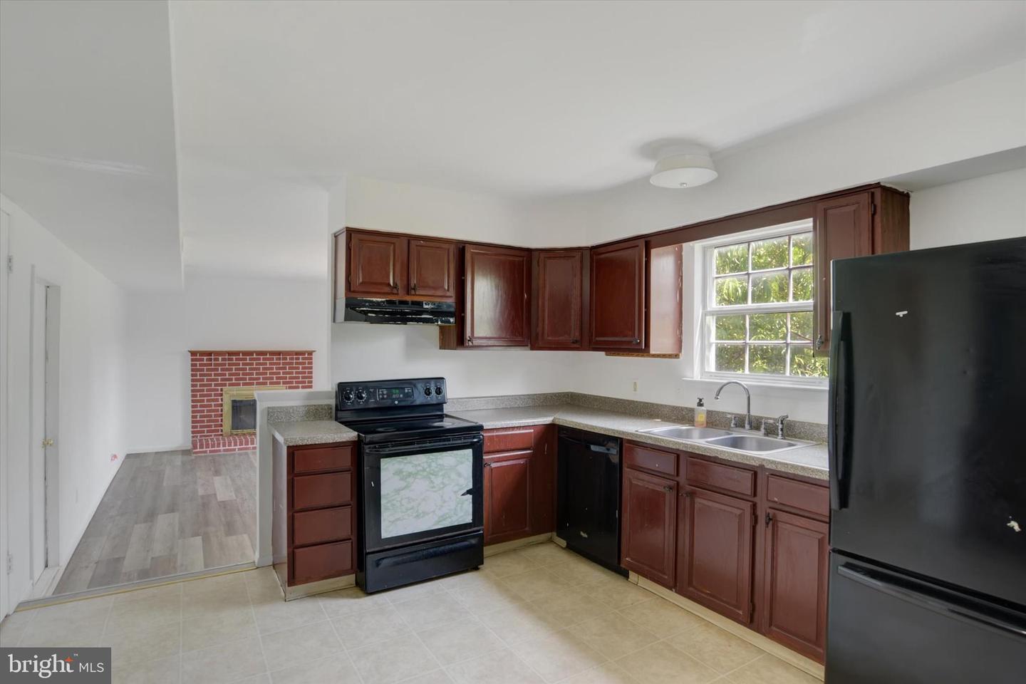 5137 Clover Ct