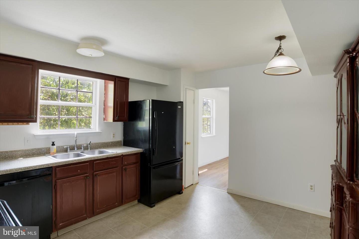 5137 Clover Ct