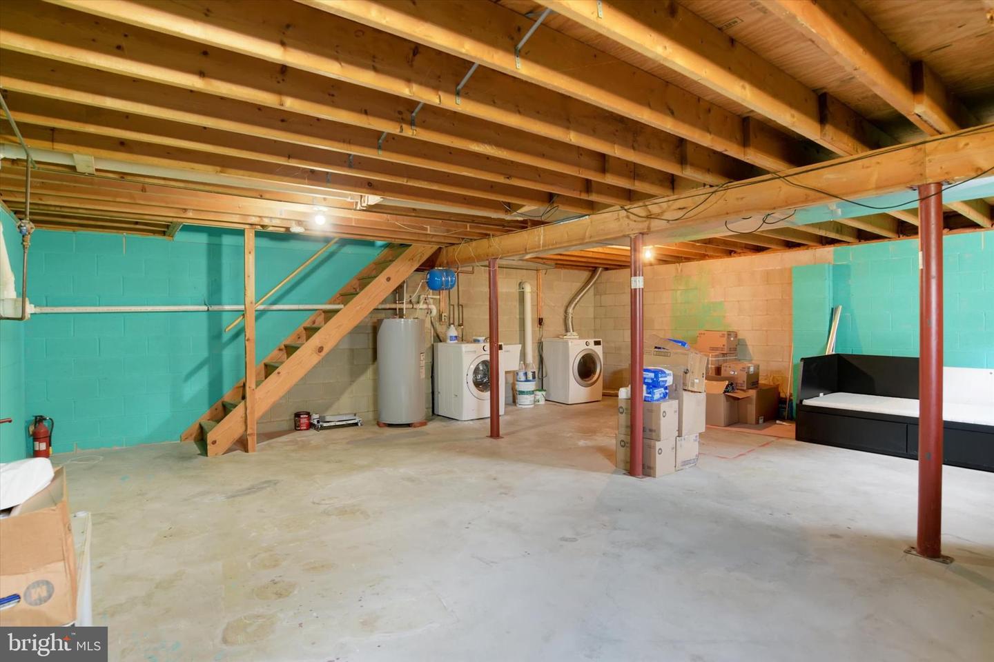 5137 Clover Ct