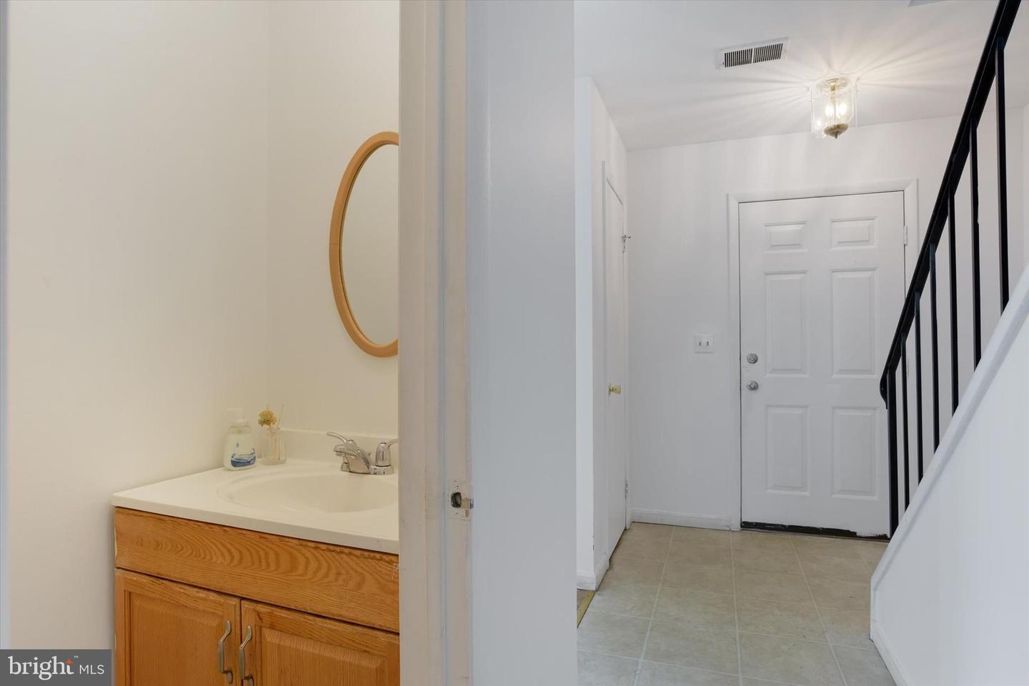 5137 Clover Ct