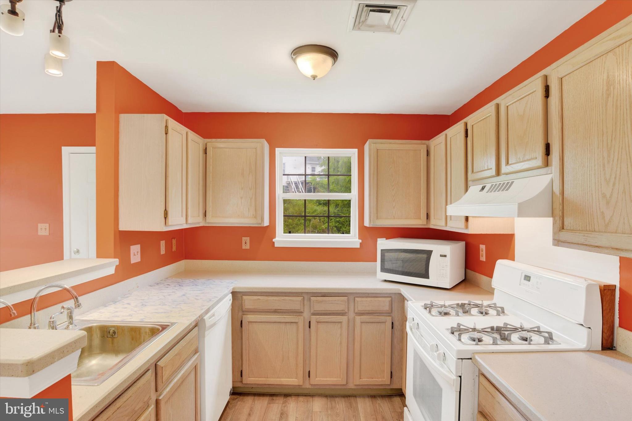 6262 S Highlands Cir