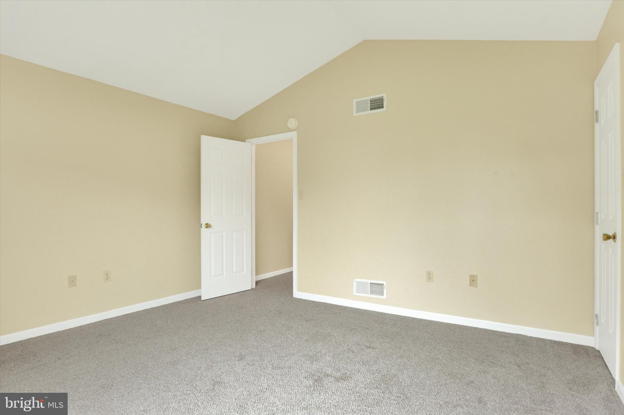 6262 S Highlands Cir