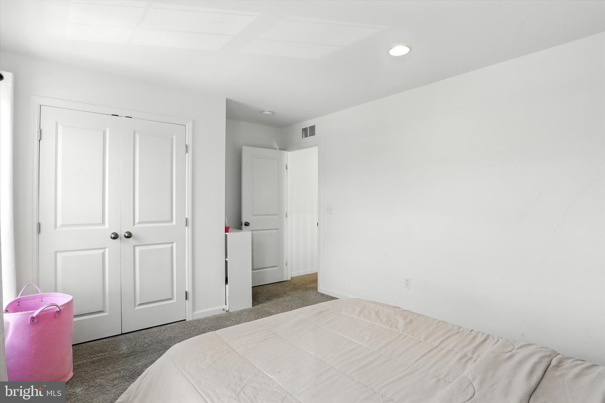 1738 BRADLEY DRIVE