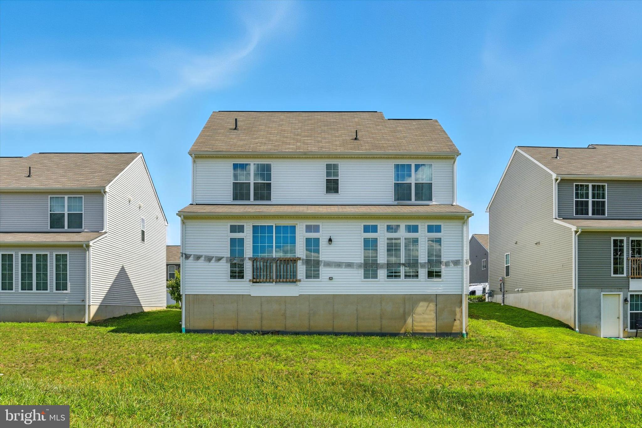 1738 BRADLEY DRIVE