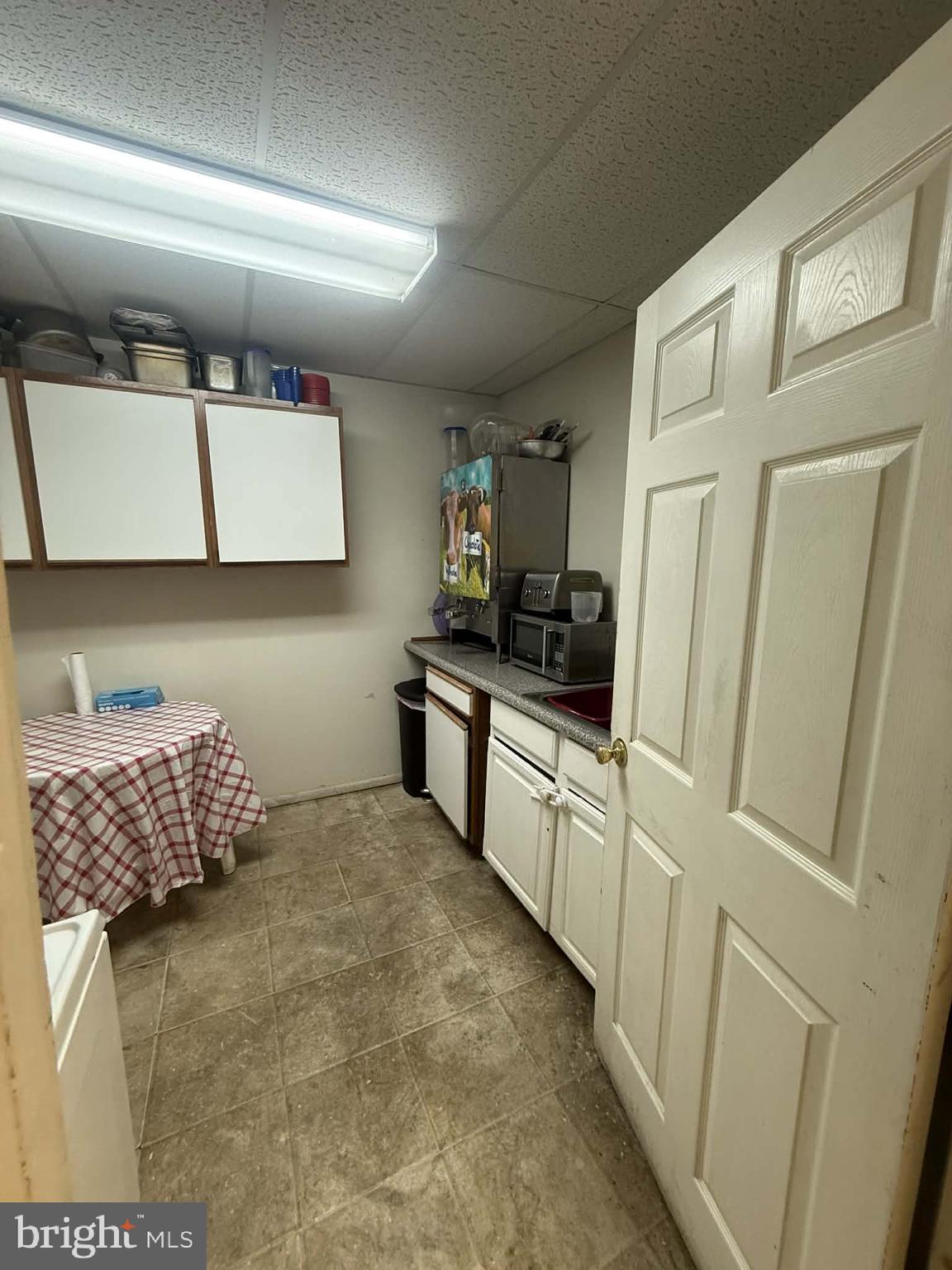 201 N PROGRESS AVENUE