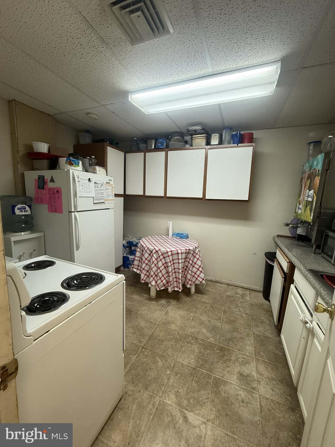 201 N PROGRESS AVENUE