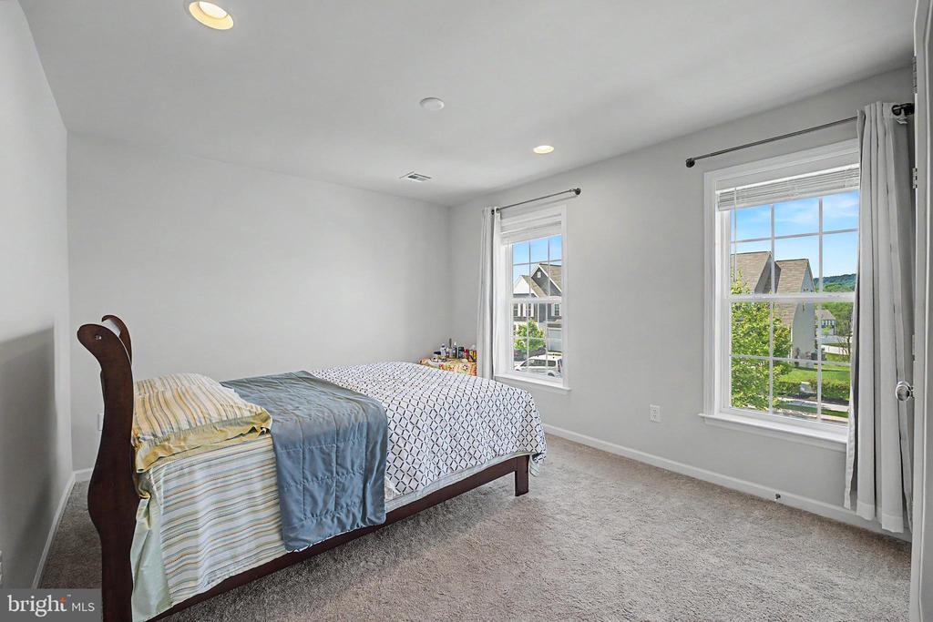 1820 ETHAN DRIVE