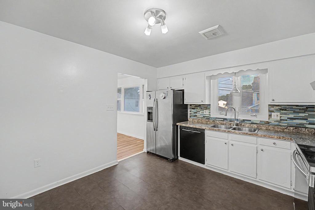 231 EDDINGTON AVENUE