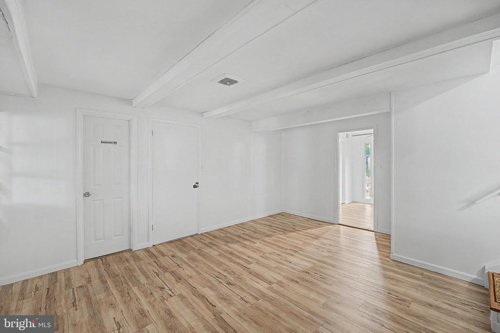 231 EDDINGTON AVENUE
