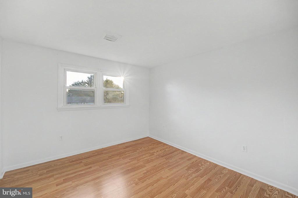 231 EDDINGTON AVENUE