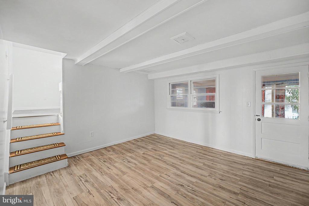 231 EDDINGTON AVENUE