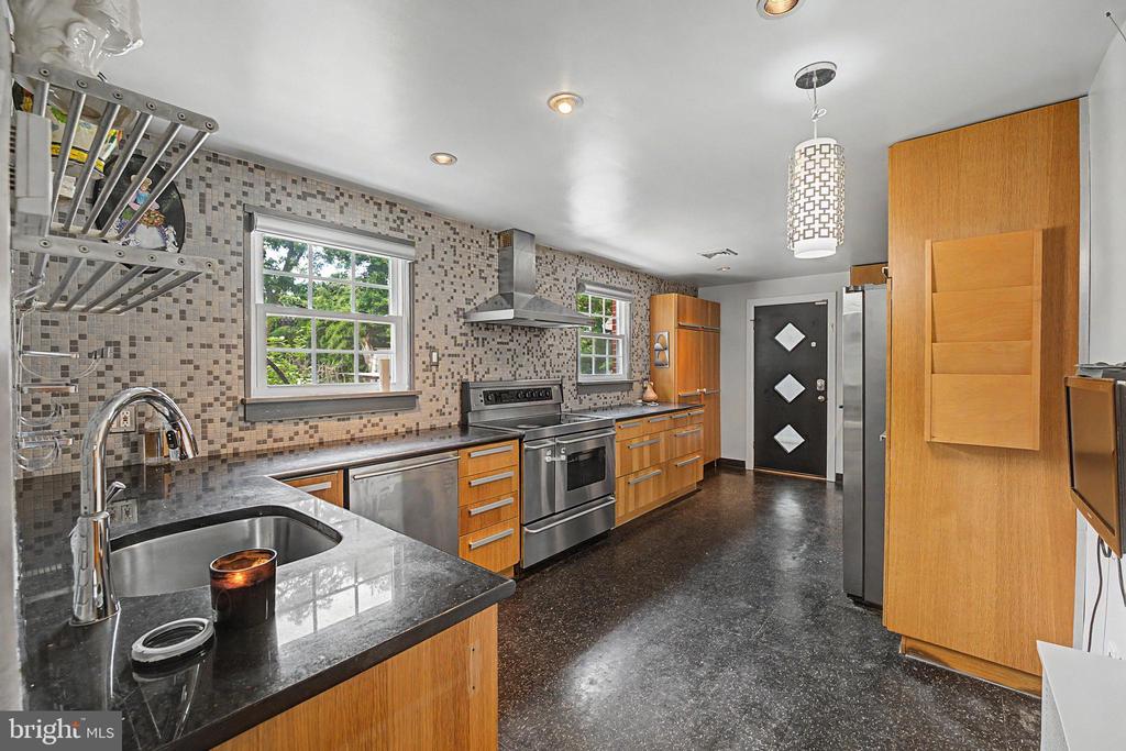 312 N 39TH STREET