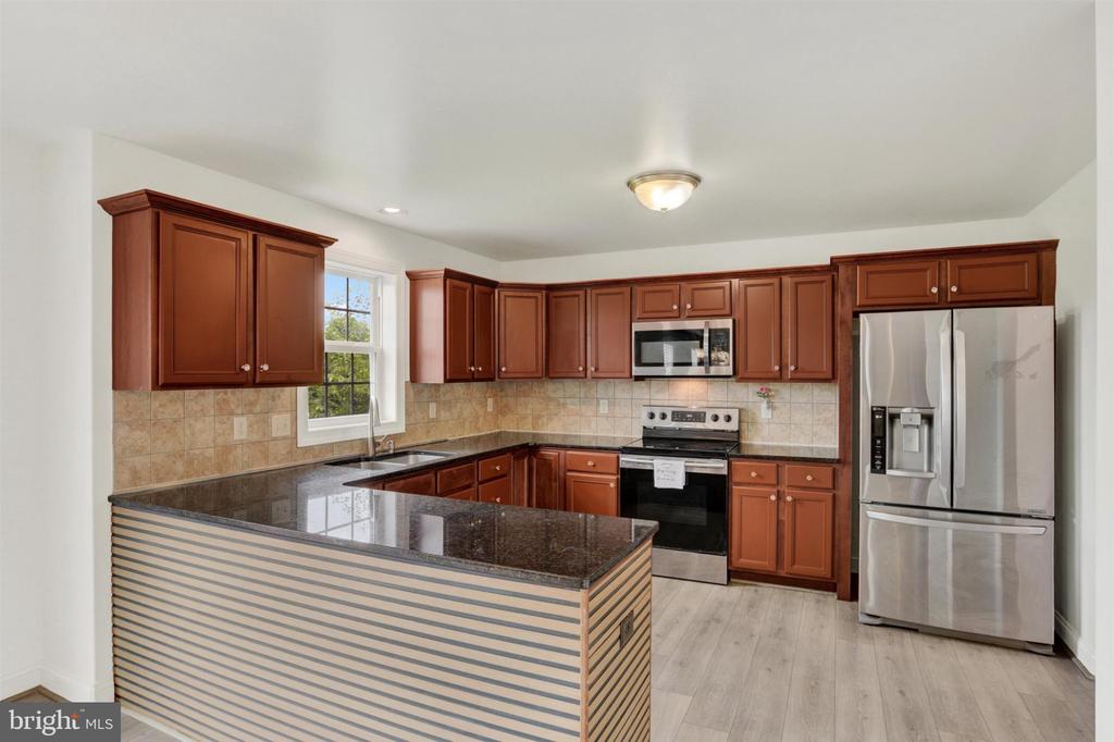 6254 CHATHAM GLENN WAY