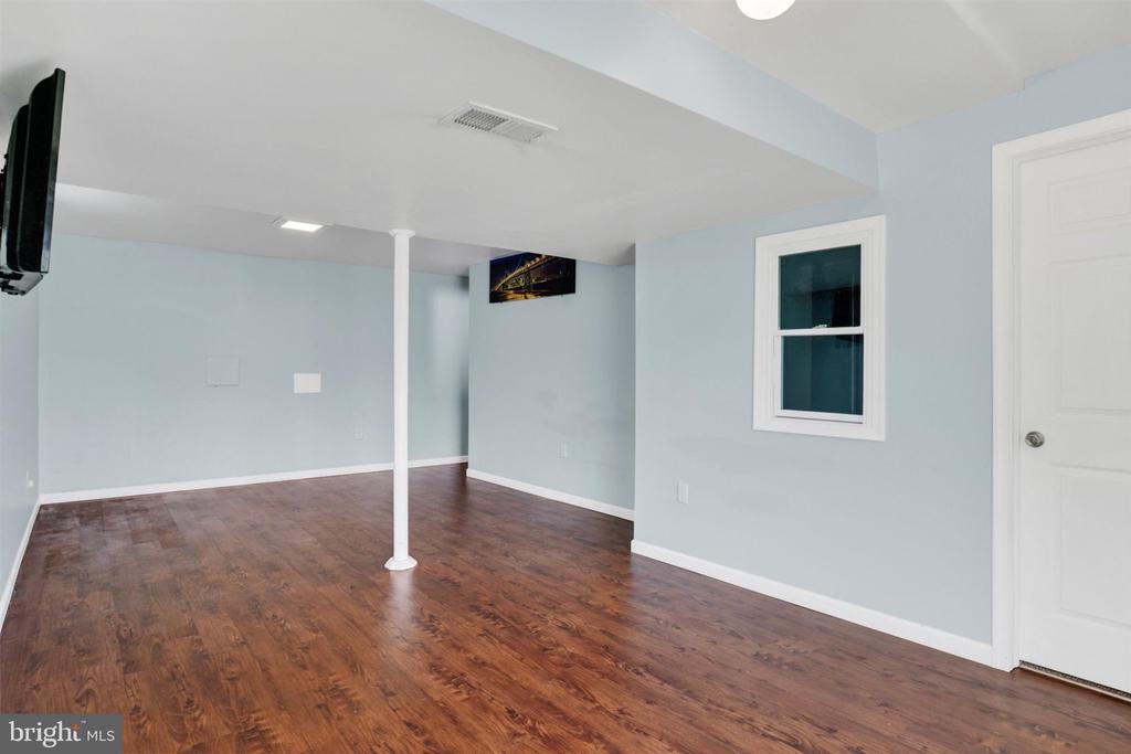6254 CHATHAM GLENN WAY