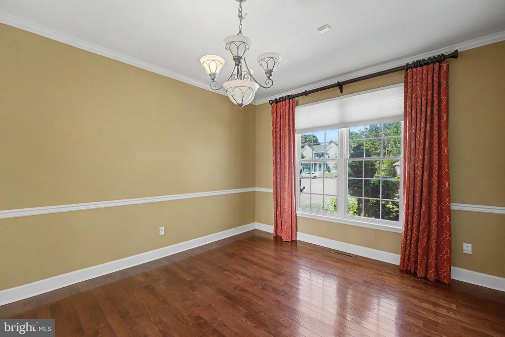 6312 ASTON COURT