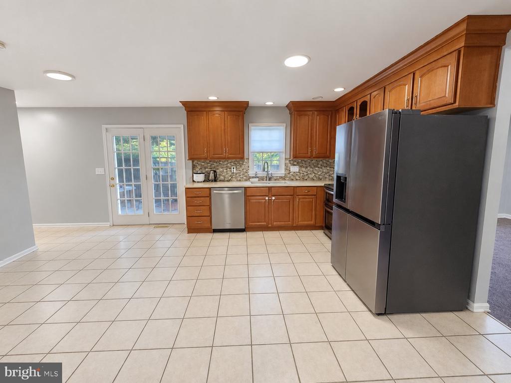 2072 SOUTHPOINT DRIVE