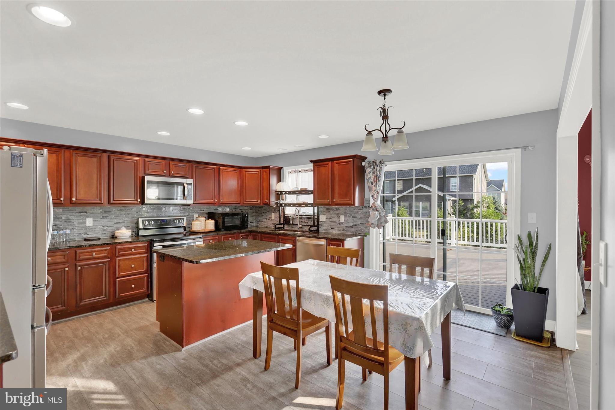 232 Charleston Drive