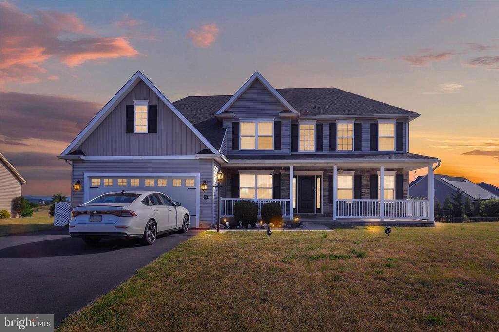 232 Charleston Drive